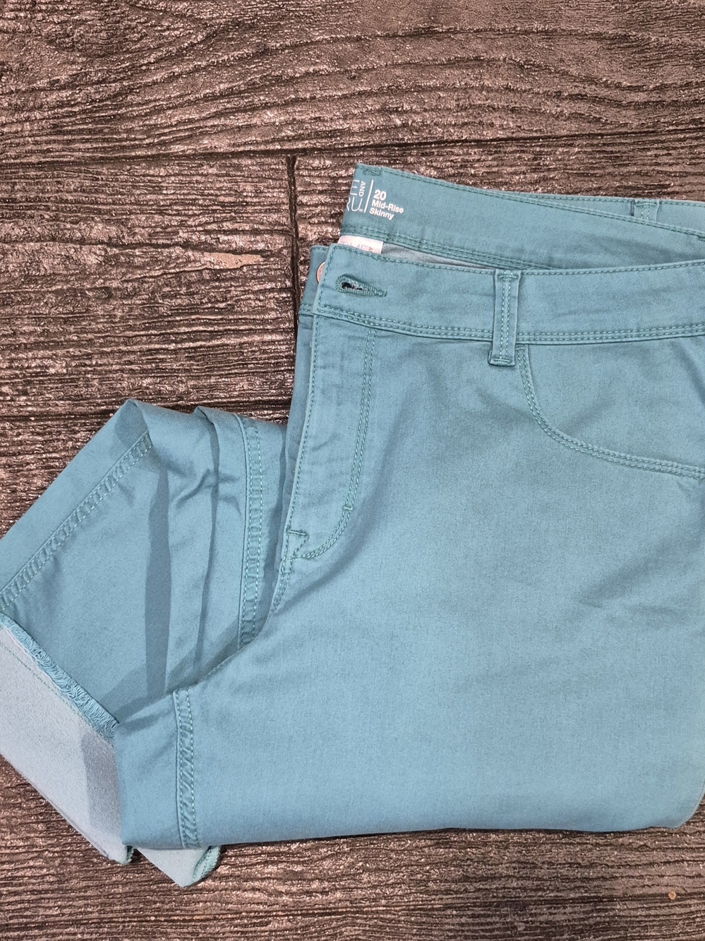 Time and Tru Teal Mid-Rise Skinny Jeans